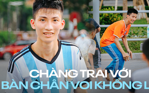 Chuyện của "Hoàng chân voi" - 20 năm sống với bàn chân khổng lồ nhưng vẫn đam mê đá bóng
