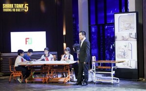 Đem bàn học chống cận, chống gù lên Shark Tank gọi vốn, cựu sinh viên ĐH Kiến trúc suýt ra về tay trắng