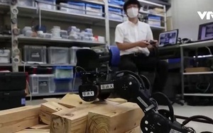 Robot hình rắn phục vụ cứu hộ