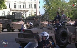 Pháp mời 9 đồng minh NATO ở sườn Đông châu Âu diễu binh mừng Quốc khánh