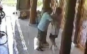 Đề nghị xử lý kỷ luật Chủ tịch Ủy ban MTTQ xã "sàm sỡ" nữ sinh lớp 10