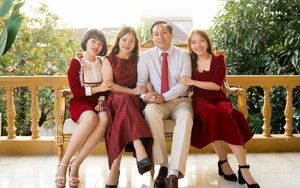 Thủ khoa khối D Nghệ An 'vẫn lướt mạng xã hội, làm việc nhà, cày phim lúc ôn thi'