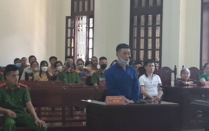 Giận con gái, bố mua 15 lít xăng đốt chết 4 người trong gia đình