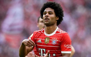 Man United và Man City tranh nhau Gnabry