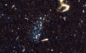 5 đốm xanh lạ trên bầu trời: Cụm vật thể vũ trụ hoàn toàn mới?