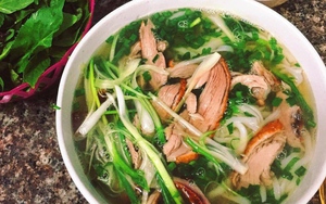 Phở vịt quay béo ngậy thơm lừng đặc sản xứ Lạng, ăn một lần là nhớ mãi