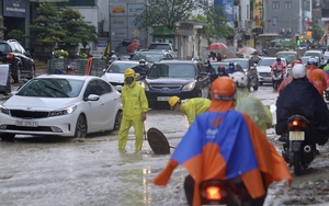 Hà Nội mưa to là ngập, Công ty thoát nước được đề nghị tặng huân chương