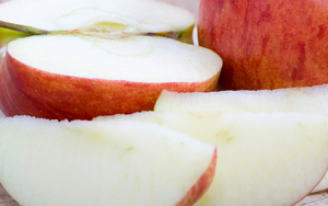 Mẹo giúp táo không bị thâm màu sau khi gọt
