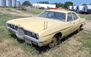 Phát hiện bộ sưu tập xe hơi cổ được cất giấu suốt 60 năm