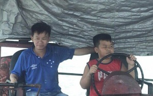 Xử lý chủ phương tiện cho cháu bé 12 tuổi lái phà chở khách qua sông