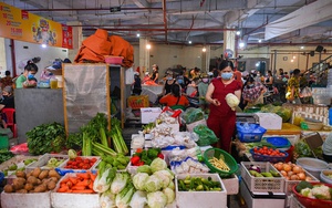 Thị trường thực phẩm chay tấp nập, hút khách mùa Vu Lan