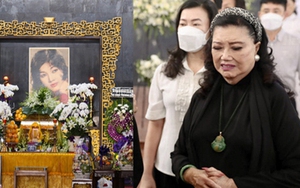 Tang lễ minh tinh Thẩm Thúy Hằng: NS Kim Cương, Thành Lộc đến viếng, khung cảnh trang nghiêm và xúc động