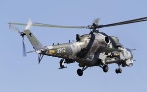 'Xe tăng bay' Mi-35 khai hỏa ở Kharkov