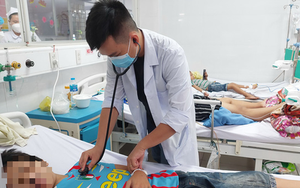 Bộ Y tế nói về nguyên nhân 'làn sóng mạnh mẽ' chuyển dịch nhân viên y tế từ công sang tư