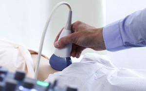 Siêu âm không thấy thận phải, bác sĩ bất ngờ với hình ảnh chụp CT