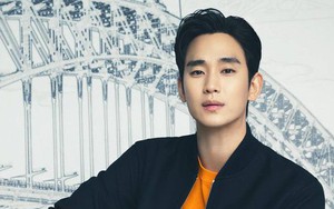 Fan Thái bỏ 126.000 USD để gặp Kim Soo Hyun và chụp ảnh cùng