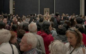 Đi ngược thế giới, bảo tàng Louvre ở Paris tìm mọi cách hạn chế du khách