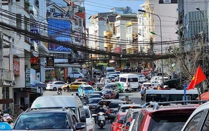 Du khách nườm nượp đổ về Đà Lạt du xuân