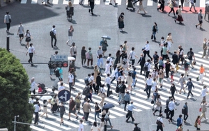Nhật Bản trợ cấp 7.000 USD để người dân chuyển khỏi Tokyo