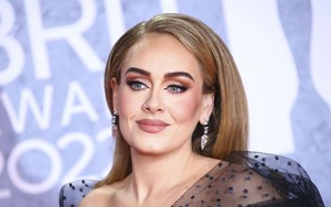 Sức khỏe Adele sa sút nghiêm trọng sau khi giảm 45 kg
