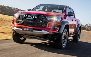 Ra mắt Toyota Hilux GR Sport 2023: Mạnh 221 mã lực, đáp trả Ford Ranger Raptor