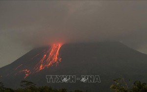 Núi lửa Marapi tại Indonesia phun trào dữ dội