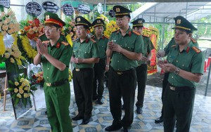 Tấn công hàng xóm, đâm tử vong công an viên