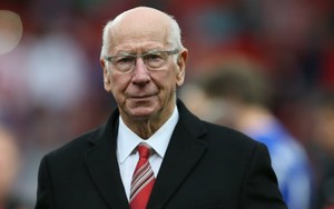 Sir Bobby Charlton: Cuộc đời bị ám ảnh bởi thảm họa Munich