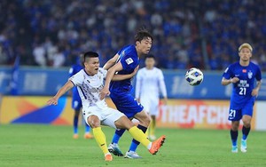 Bị đuổi 2 người, Hà Nội FC suýt tạo bất ngờ trước Wuhan Three Towns