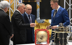 Quyết tâm thép của ông Putin: Nga phải phóng "pháo đài bay" lên vũ trụ năm 2027