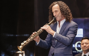 Nghệ sĩ Kenny G: "Bèo dạt mây trôi" vừa nghe tôi đã thấy thích