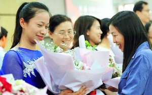Cha mẹ tinh tế sẽ tặng thầy cô 5 LOẠI HOA này: Vừa đẹp, vừa ý nghĩa, nhìn đã thấy chân thành