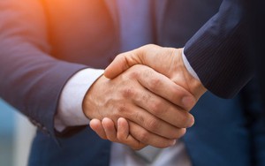 Cú bắt tay của Tổng công ty đóng Tàu chiến tên lửa duy nhất Việt Nam với chaebol Hàn Quốc đã rót hàng tỷ USD vào Vingroup, Masan...