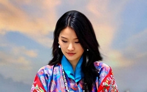 Hoàng hậu "vạn người mê" của Bhutan lộ diện sau khi hạ sinh công chúa, nhan sắc hiện tại khiến ai cũng bất ngờ