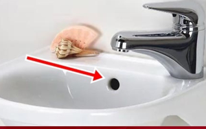 Tại sao ở bồn rửa mặt thường có một lỗ tròn nhỏ?