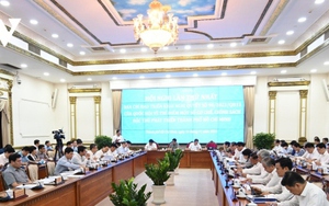 Thủ tướng chủ trì hội nghị về triển khai cơ chế đặc thù phát triển TP.HCM