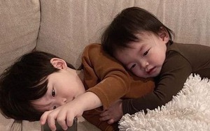 1 hành động nhỏ khó chịu của bé là "chất kích thích" trí não phát triển, cha mẹ nhất định không được ngăn cản