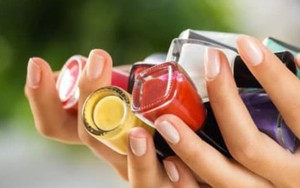 Sơn móng tay thường xuyên có gây ung thư?