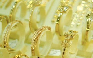 Giá vàng hôm nay 11/12: Vàng thế giới tăng nhẹ