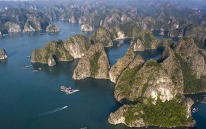 Báo quốc tế ca ngợi Vịnh Lan Hạ là một trong những điểm đến có cảnh biển đẹp nhất Trái đất