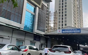 Vì sao nhiều trung tâm đăng kiểm ở Hà Nội tái diễn cảnh xếp hàng?
