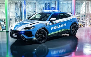 Lamborghini Urus hiệu suất cao được trưng dụng làm xe cảnh sát: Có ngăn lạnh để đựng nội tạng