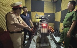Triệt xoá lò “độ” xe máy lớn có phòng cách âm ở Biên Hòa