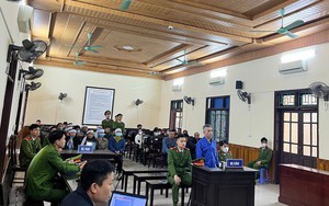 Đâm chết hàng xóm vì cho rằng người này ném đá lên mái tôn nhà mình