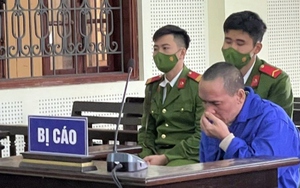 Dùng dao đâm vợ nhiều nhát vì bị buông lời thách thức