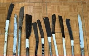 Bộ Công an đề xuất quy định coi dao là vũ khí