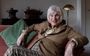 Sức mạnh tình yêu: Cụ bà 97 tuổi trở thành hot TikToker sau nỗi đau mất chồng!