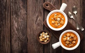 20 thực phẩm bạn cần có trong bếp để khỏe mạnh hơn trong năm mới