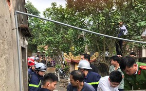 Giải cứu người đàn ông rơi xuống giếng sâu 25 m ở Hà Nội