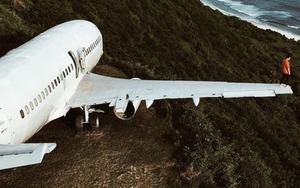 Máy bay "hết đát" được tân trang thành biệt thự tựa vách núi, giá thuê 170 triệu đồng/ngày nhưng nhìn thôi đã mê